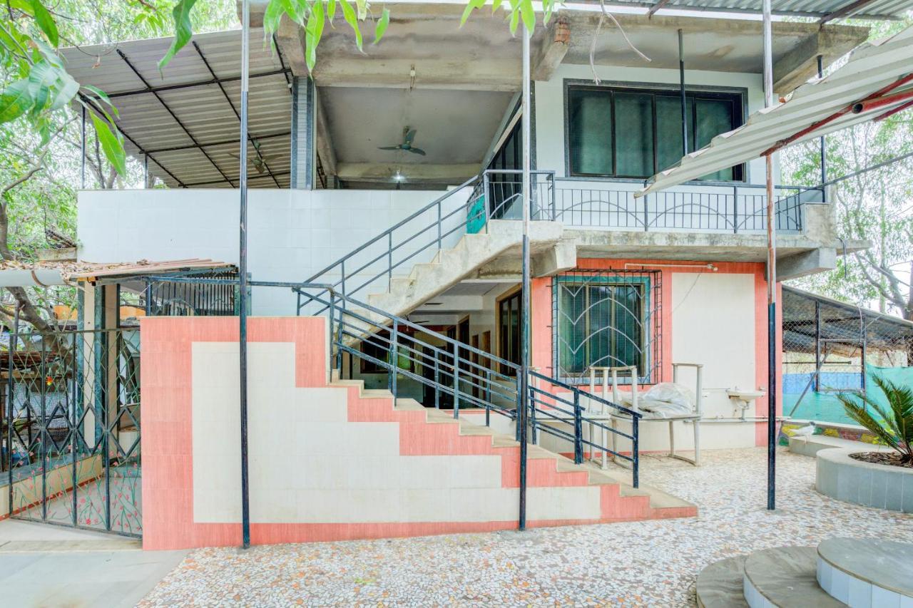 SPOT ON 63917 Hotel Dolphin Garden Kolad Exterior foto