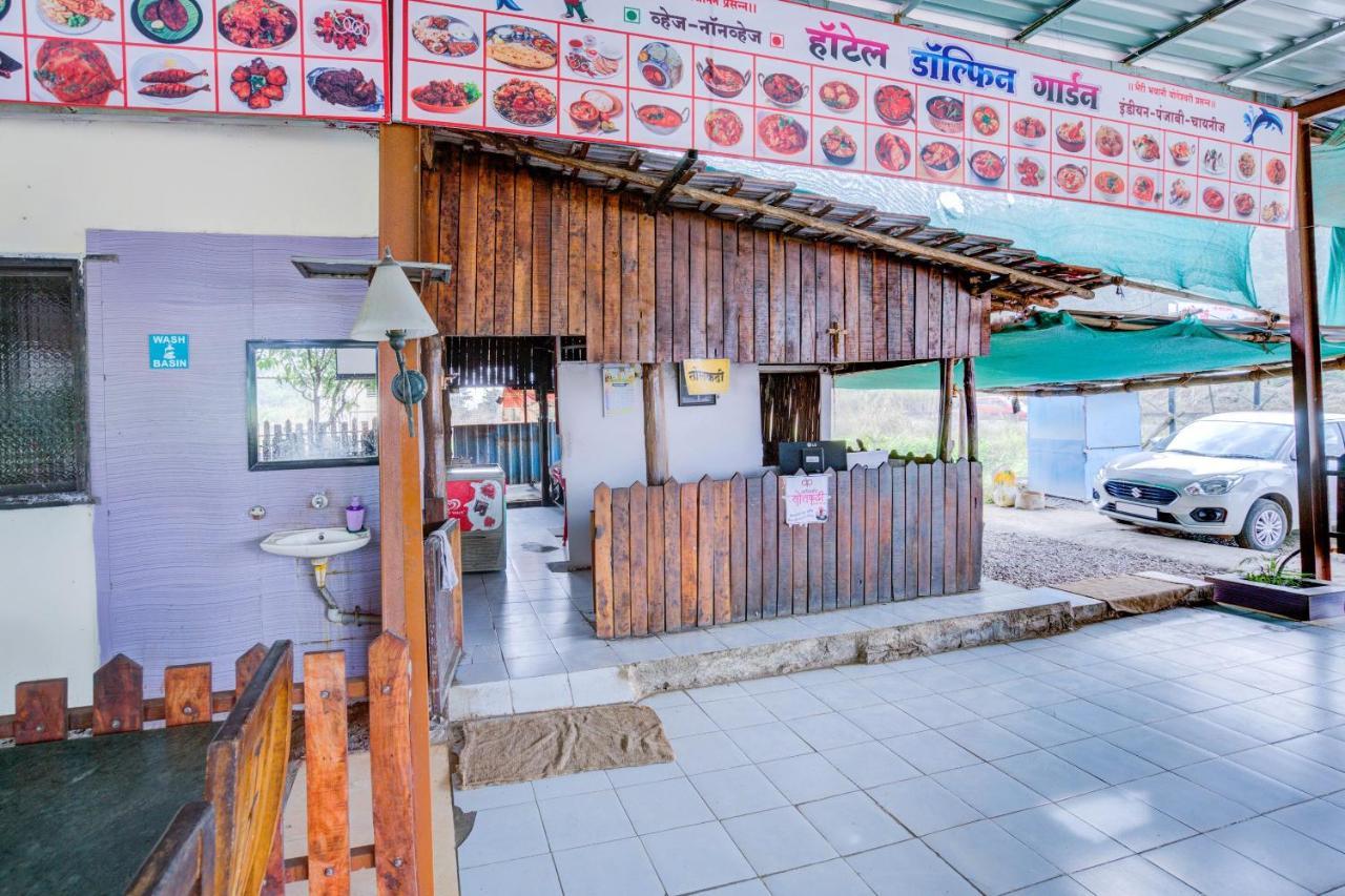 SPOT ON 63917 Hotel Dolphin Garden Kolad Exterior foto